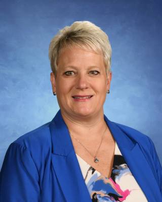 Mrs. Jennifer Long, Spanish & Leadership